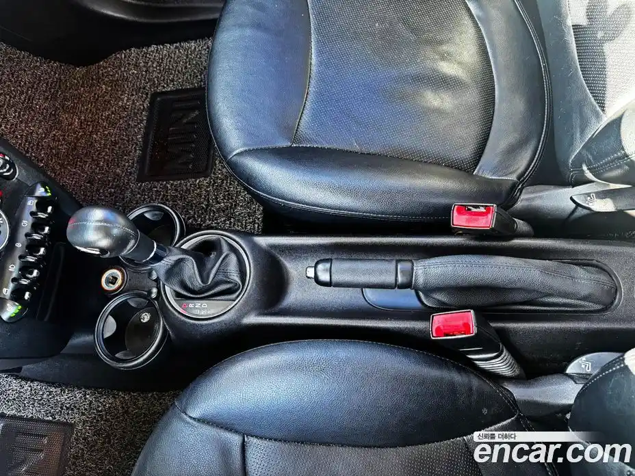 Mini Cooper 2011 1.6 Автомат в Москве № 156025, фото 15