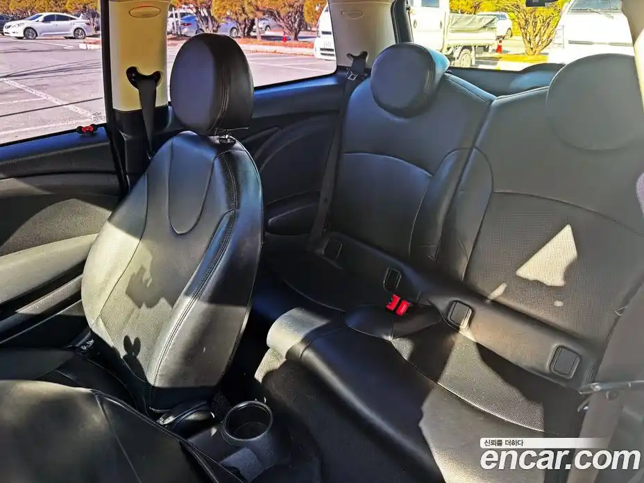 Mini Cooper 2011 1.6 Автомат в Москве № 156025, фото 17