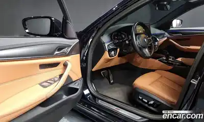 BMW 5-Series 2023 2.0 Автомат в Москве № 157902, миниатюра 2