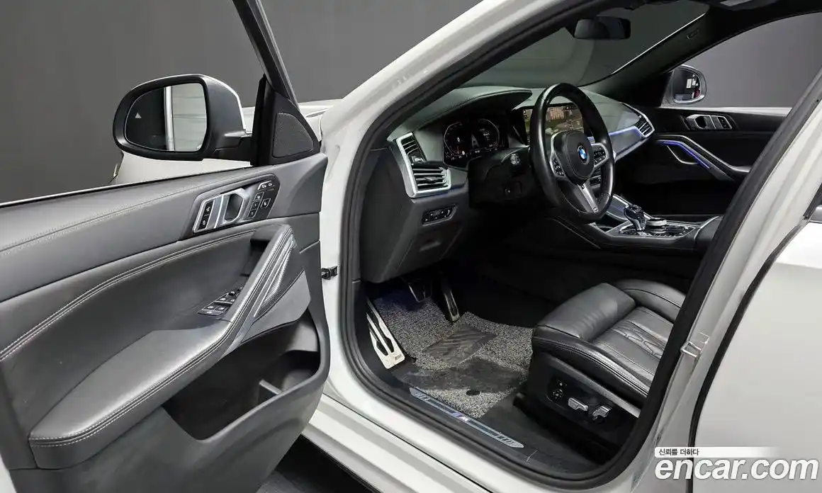 BMW X6 2022 3.0 Автомат в Москве № 158373, фото 12