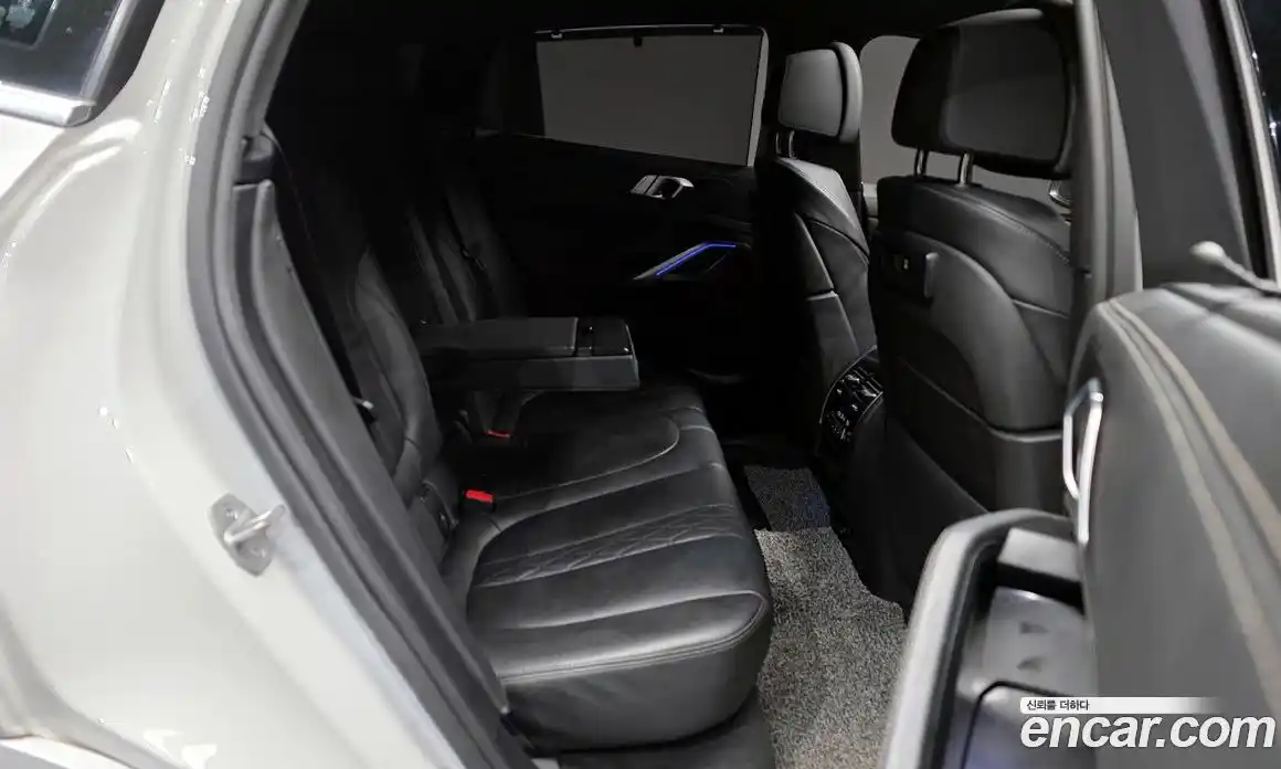 BMW X6 2022 3.0 Автомат в Москве № 158373, фото 2