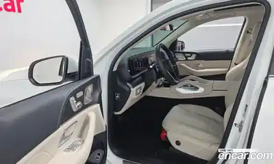 Mercedes-Benz GLE-Class 2025 3.0 Автомат в Москве № 160156, миниатюра 3