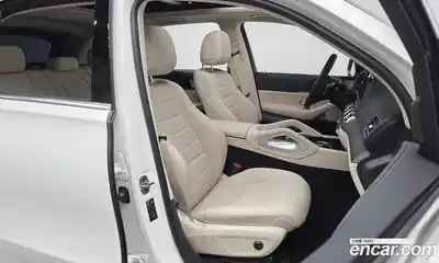 Mercedes-Benz GLE-Class 2025 3.0 Автомат в Москве № 160156, миниатюра 9