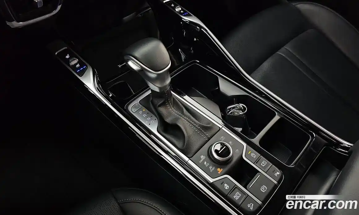 Kia Sorento 2023 2.2 Автомат в Москве № 16251, фото 8