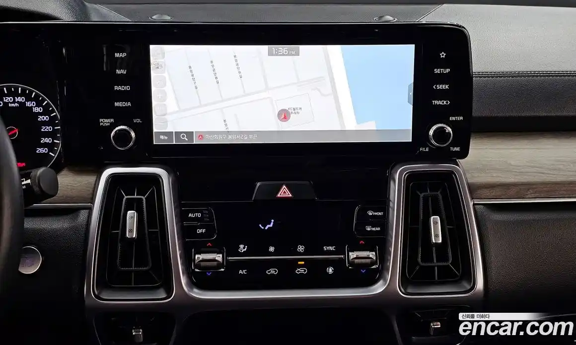 Kia Sorento 2023 2.2 Автомат в Москве № 16251, фото 9