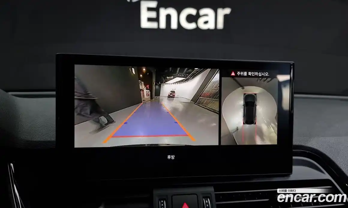 Audi SQ5 2023 3.0 Автомат в Москве № 162541, фото 1