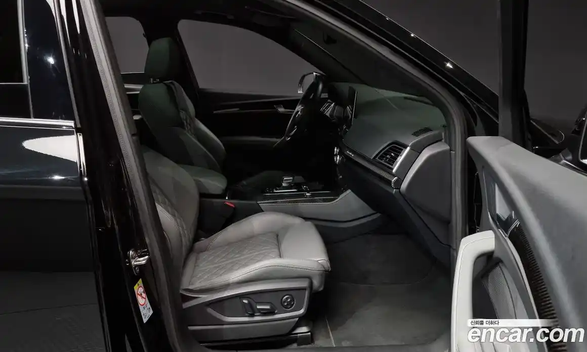 Audi SQ5 2023 3.0 Автомат в Москве № 162541, фото 19