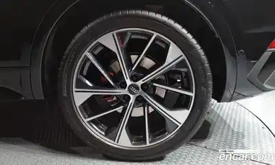 Audi SQ5 2023 3.0 Автомат в Москве № 162541, миниатюра 7