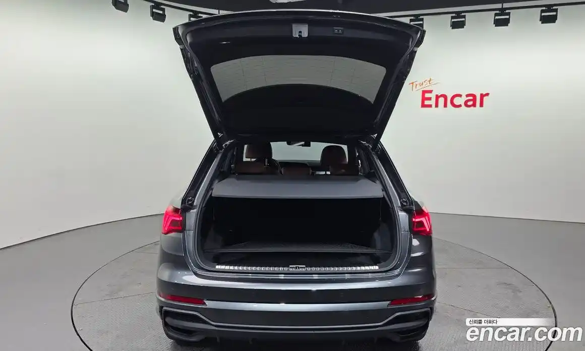 Audi Q3 2023 2.0 Автомат в Москве № 162607, фото 20