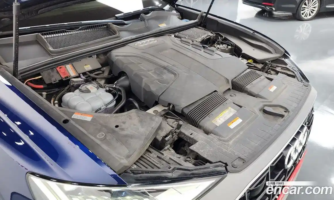 Audi Q8 2021 3.0 Автомат в Москве № 163429, фото 12