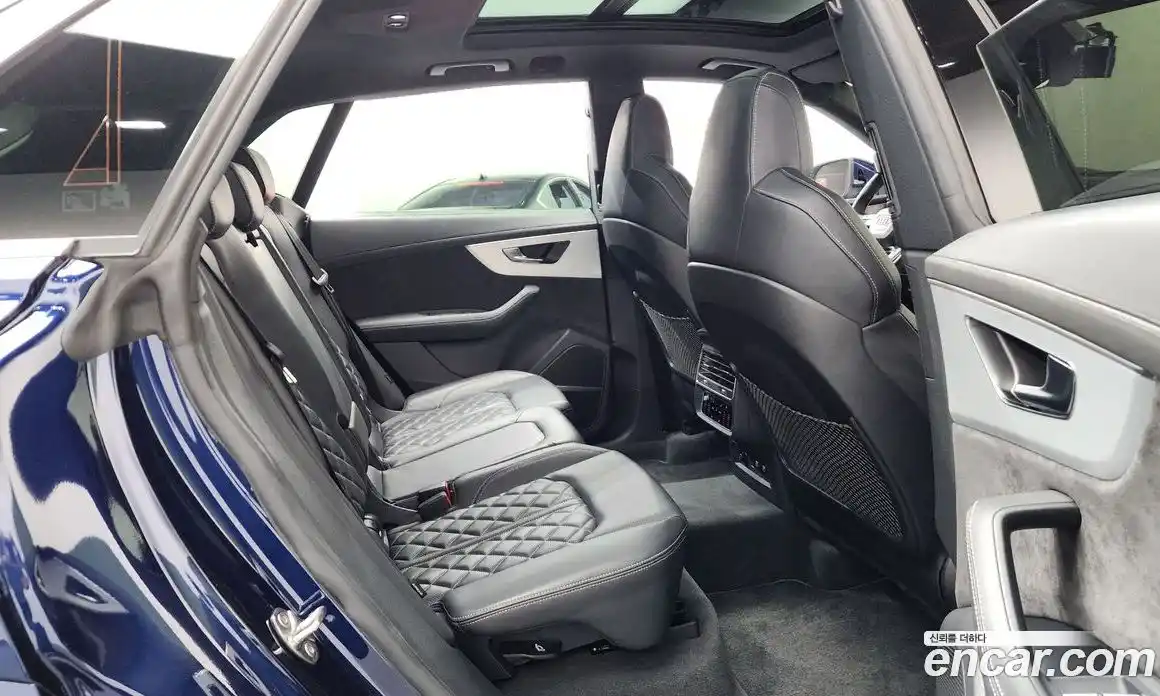 Audi Q8 2021 3.0 Автомат в Москве № 163429, фото 4