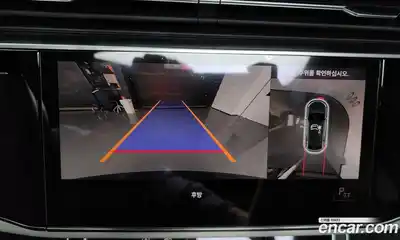 Audi Q8 2021 3.0 Автомат в Москве № 163429, миниатюра 7