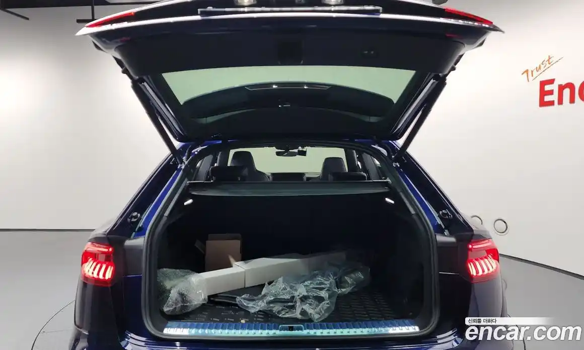 Audi Q8 2021 3.0 Автомат в Москве № 163429, фото 8