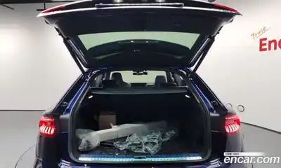 Audi Q8 2021 3.0 Автомат в Москве № 163429, миниатюра 8