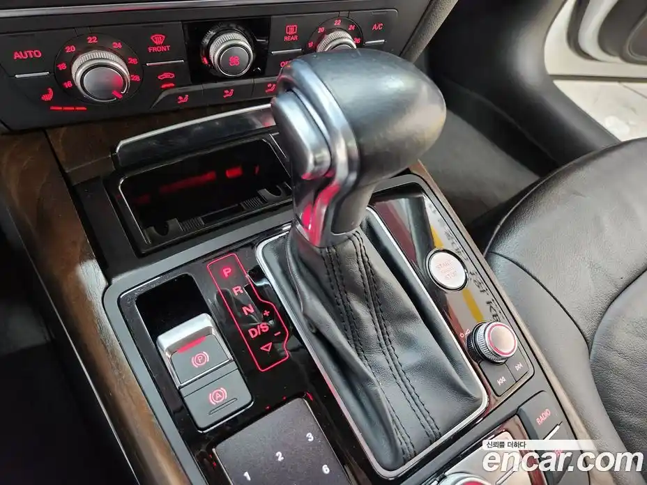 Audi A6 2015 2.0 Автомат в Москве № 163966, фото 9