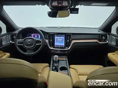 Volvo S60 2023 2.0 Автомат в Москве № 164752, миниатюра 7