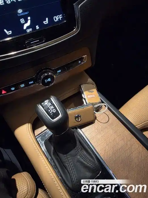 Volvo XC90 2020 2.0 Автомат в Москве № 164837, фото 13