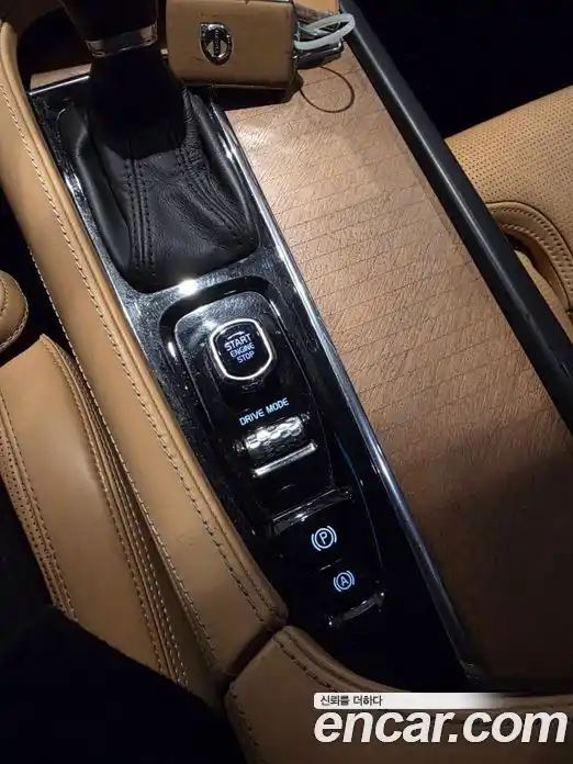 Volvo XC90 2020 2.0 Автомат в Москве № 164837, фото 14