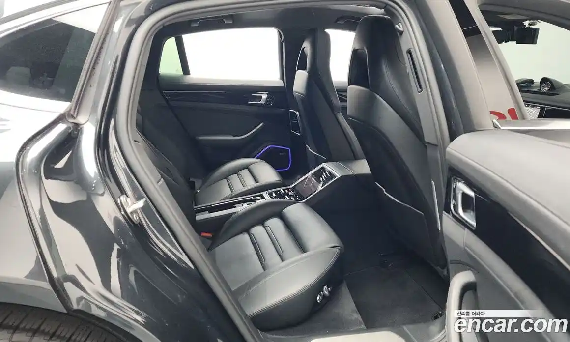 Porsche Panamera 2019 3.0 Автомат в Москве № 165153, фото 18