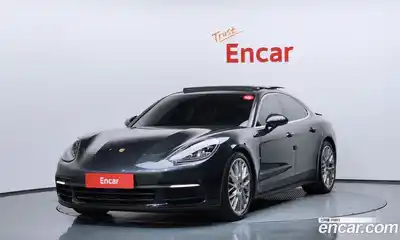 Porsche Panamera 2019 3.0 Автомат в Москве № 165153, миниатюра 3