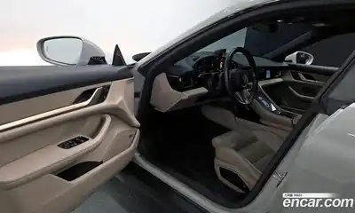 Porsche Taycan 2022 0.1 Автомат в Москве № 165229, миниатюра 7