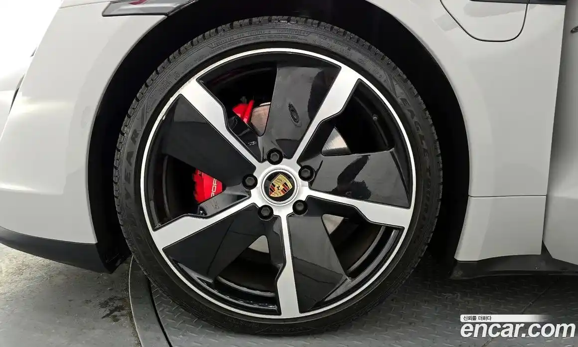 Porsche Taycan 2022 0.1 Автомат в Москве № 165229, фото 10