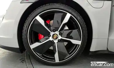 Porsche Taycan 2022 0.1 Автомат в Москве № 165229, миниатюра 10