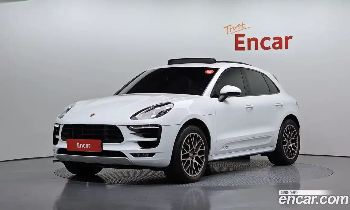 Porsche Macan 2018 3.0 Автомат в Москве № 165406, фото 1