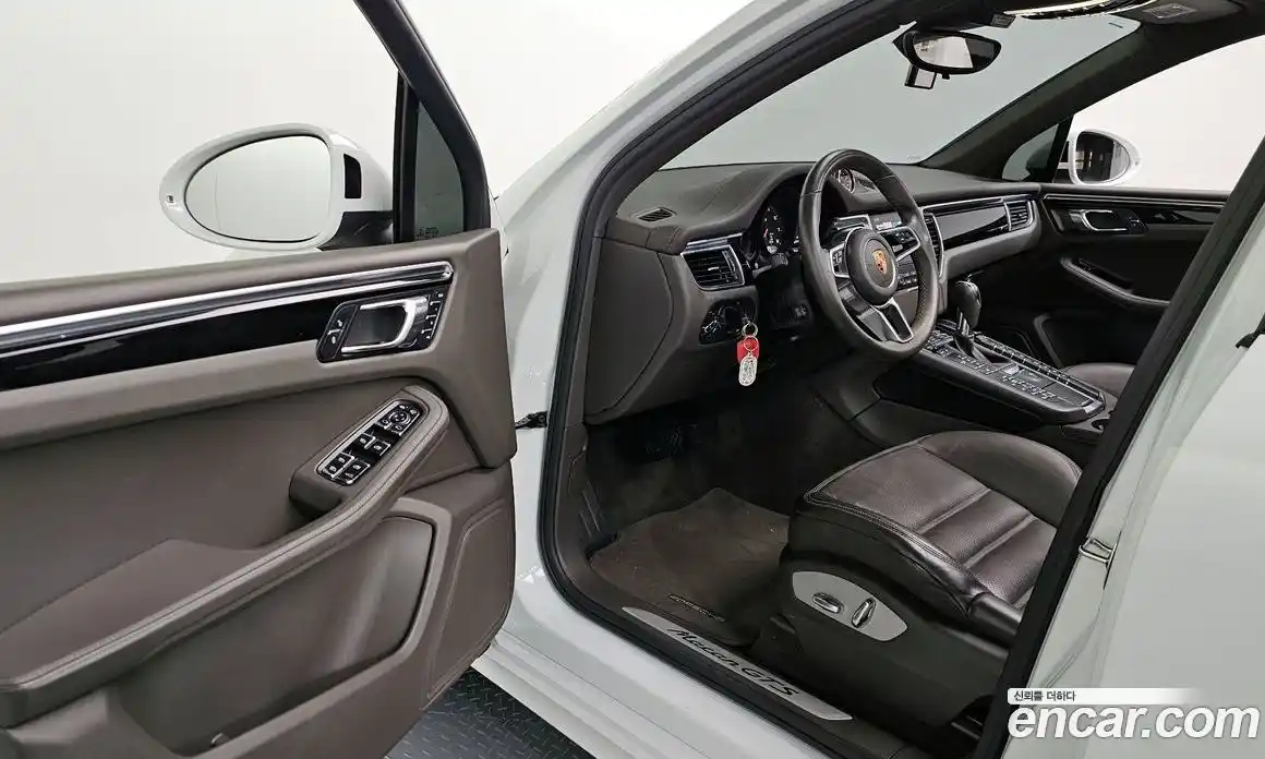 Porsche Macan 2018 3.0 Автомат в Москве № 165406, фото 11