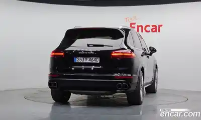 Porsche Cayenne 2015 4.8 Автомат в Москве № 165547, миниатюра 4