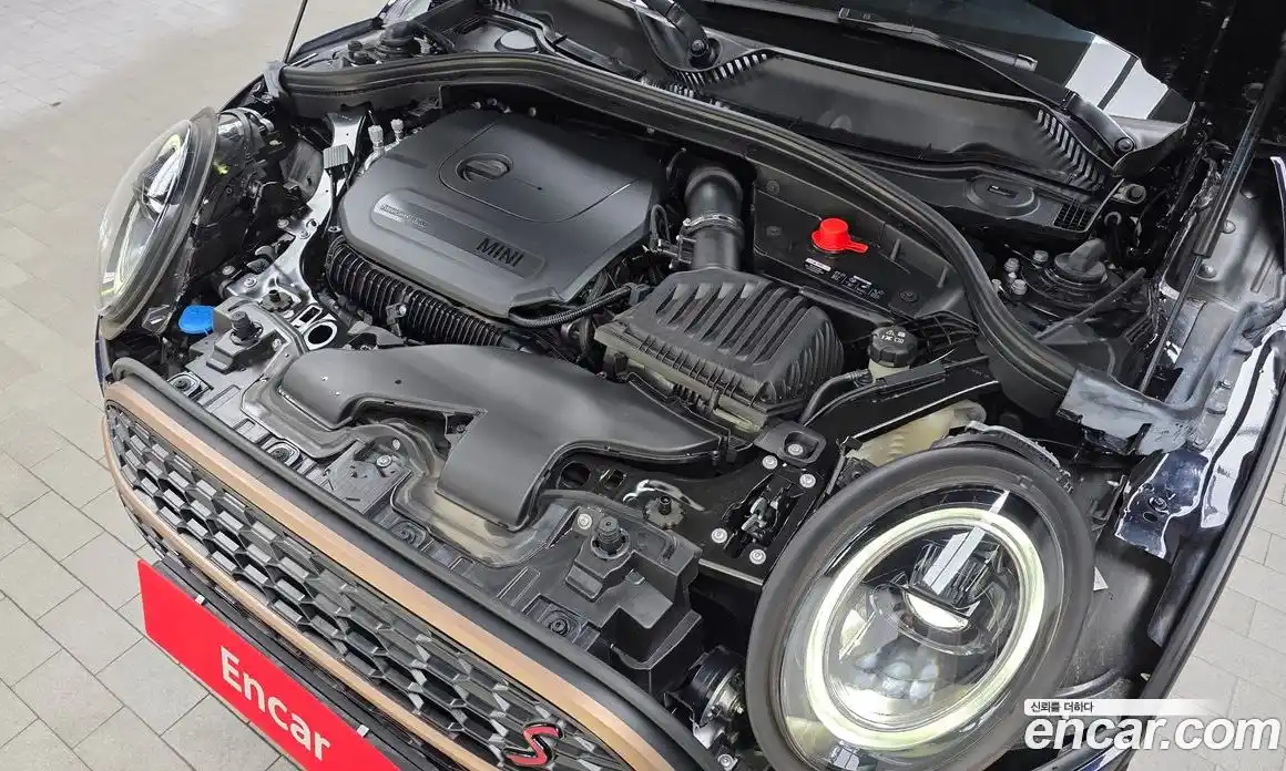 Mini Clubman 2024 2.0 Автомат в Москве № 166927, фото 13