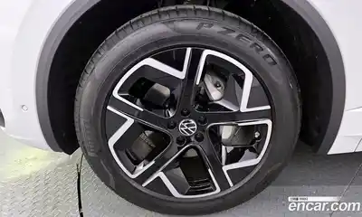 Volkswagen Touareg 2026 3.0 Автомат в Москве № 168359, миниатюра 2