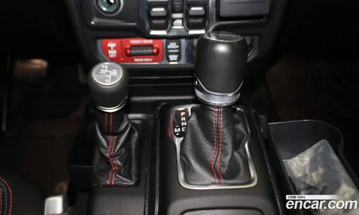 Jeep Gladiator 2021 3.6 Автомат в Москве № 169464, фото 9