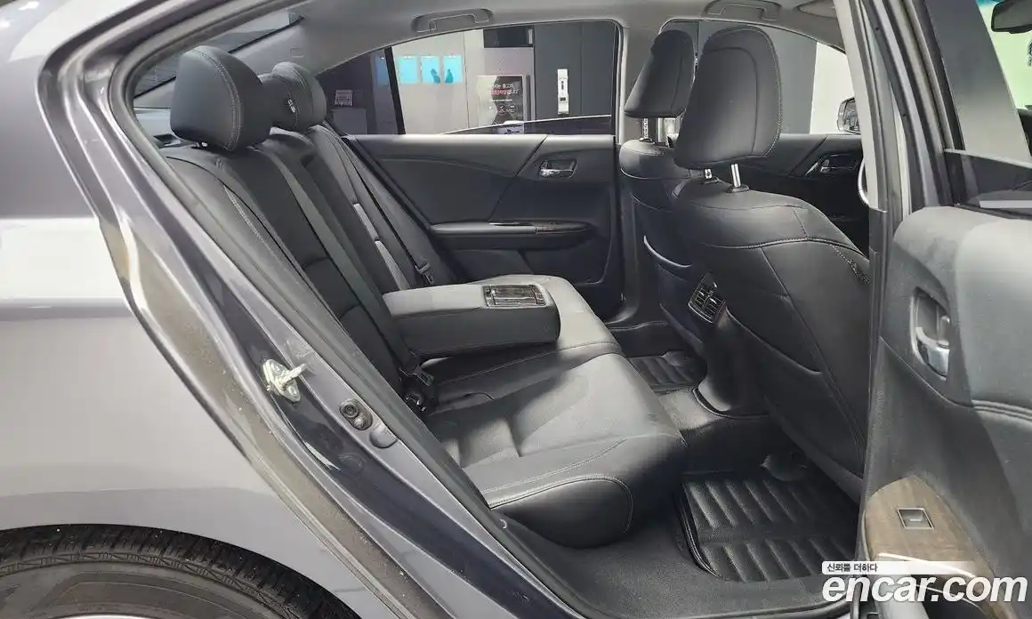 Honda Accord 2015 2.4 Автомат в Москве № 170512, фото 12