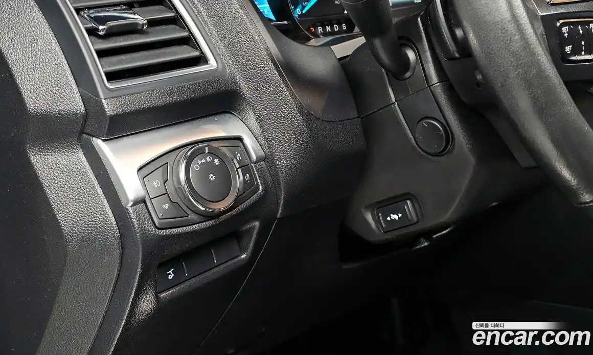 Ford Explorer 2016 2.3 Автомат в Москве № 170931, фото 16