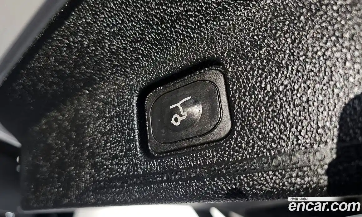 Ford Explorer 2016 2.3 Автомат в Москве № 170931, фото 18