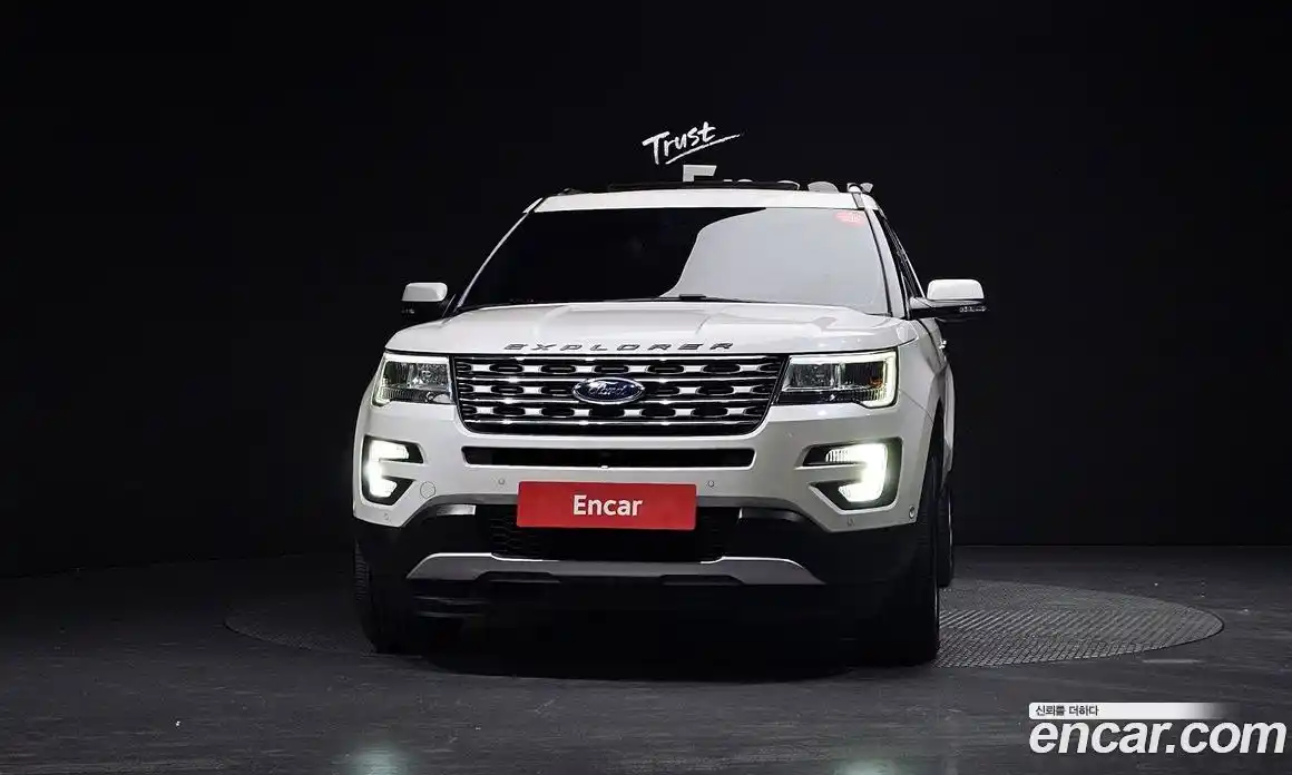 Ford Explorer 2016 2.3 Автомат в Москве № 170931, фото 3