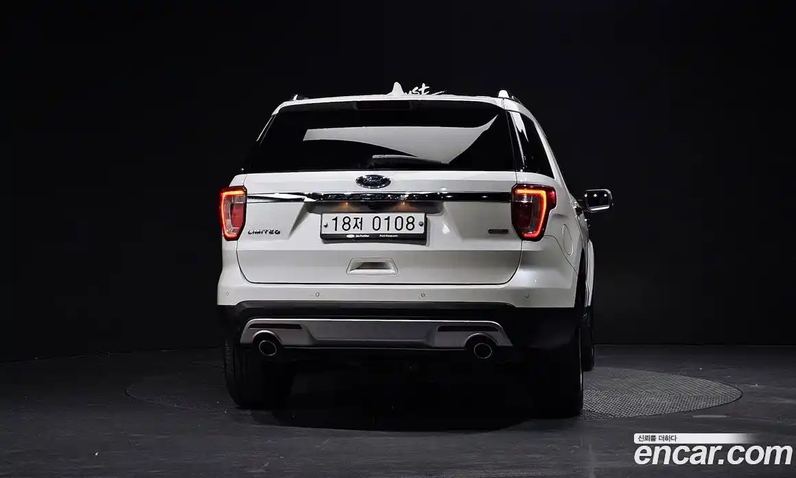 Ford Explorer 2016 2.3 Автомат в Москве № 170931, фото 4