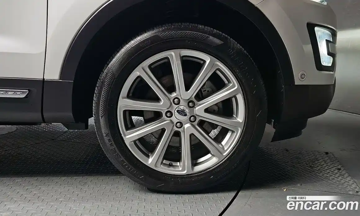 Ford Explorer 2016 2.3 Автомат в Москве № 170931, фото 5