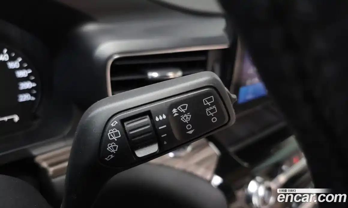 Ford Explorer 2021 2.3 Автомат в Москве № 170934, фото 19