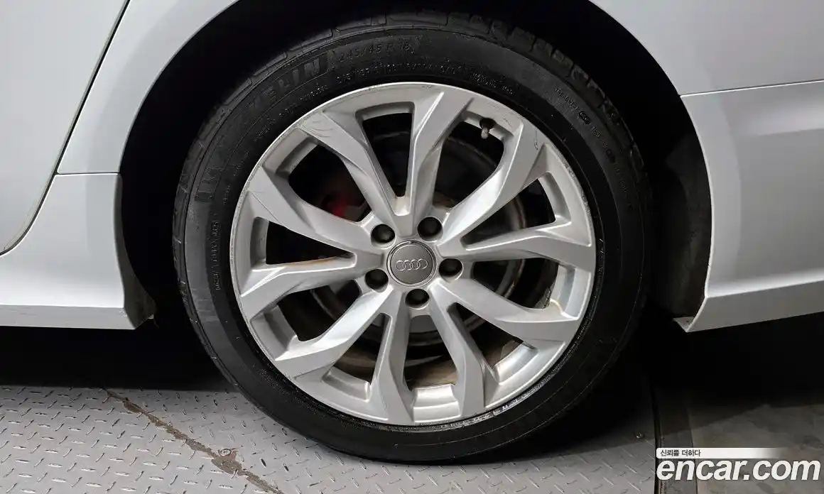 Audi A6 2016 2.0 Автомат в Москве № 180353, фото 7