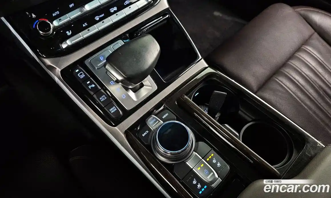 Genesis EQ900 2016 3.8 Автомат в Москве № 18079, фото 9