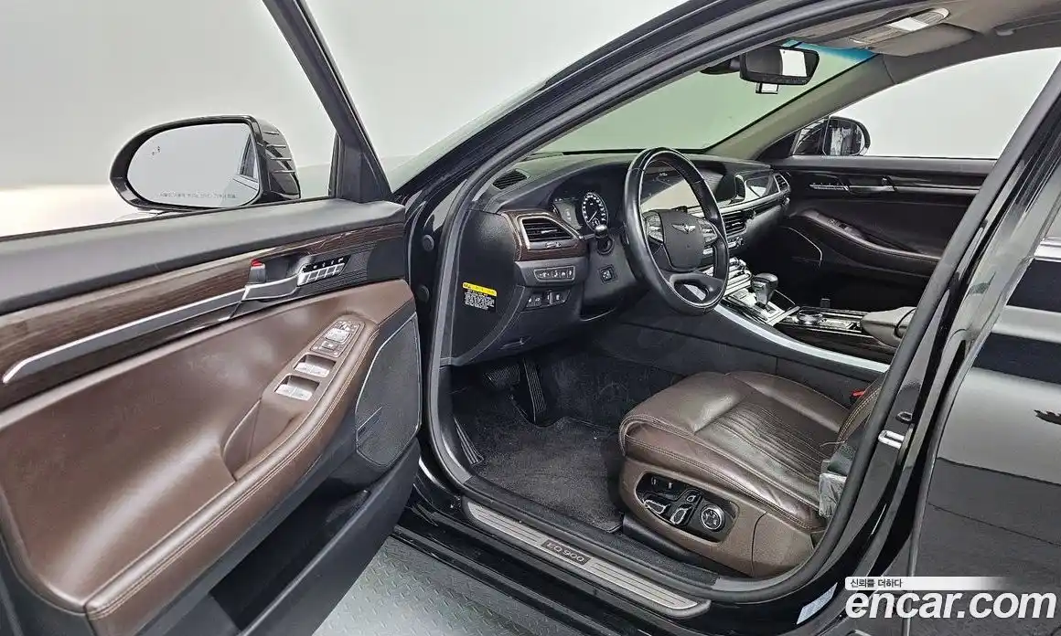 Genesis EQ900 2016 3.8 Автомат в Москве № 18079, фото 10