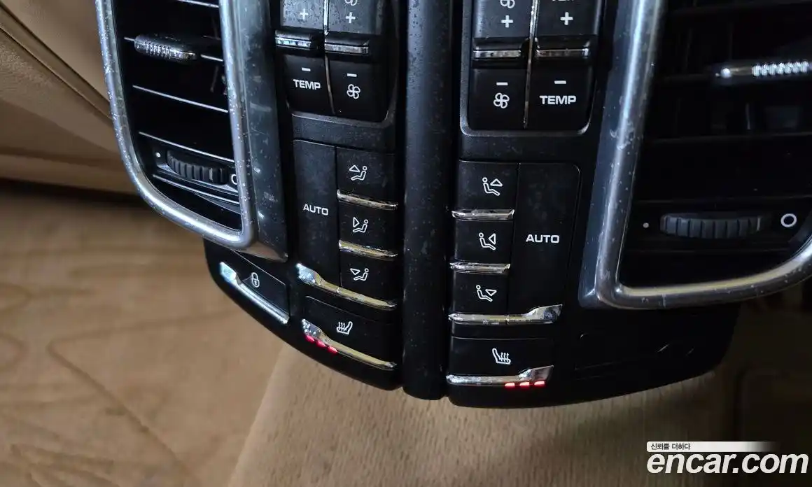 Porsche Cayenne 2013 4.8 Автомат в Москве № 181790, фото 19