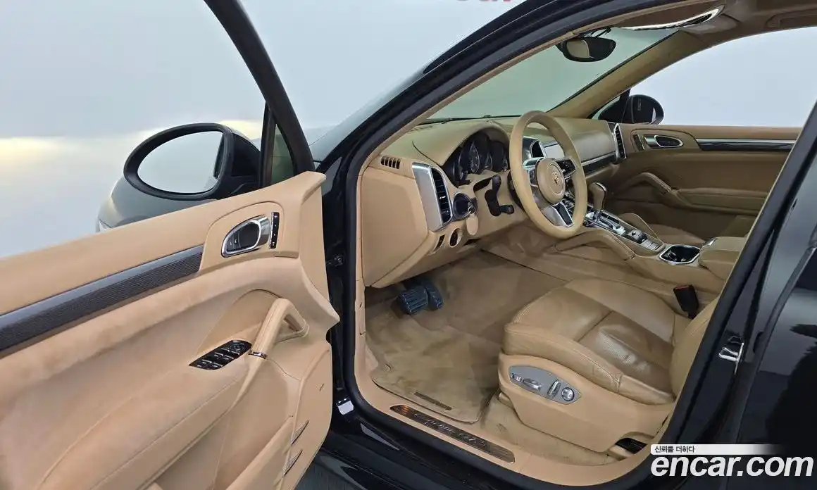 Porsche Cayenne 2013 4.8 Автомат в Москве № 181790, фото 5