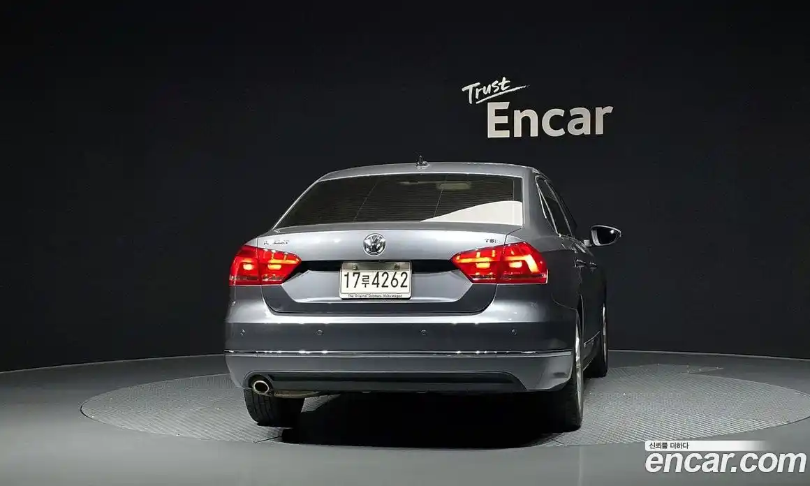 Volkswagen Passat 2014 1.8 Автомат в Москве № 185067, фото 14