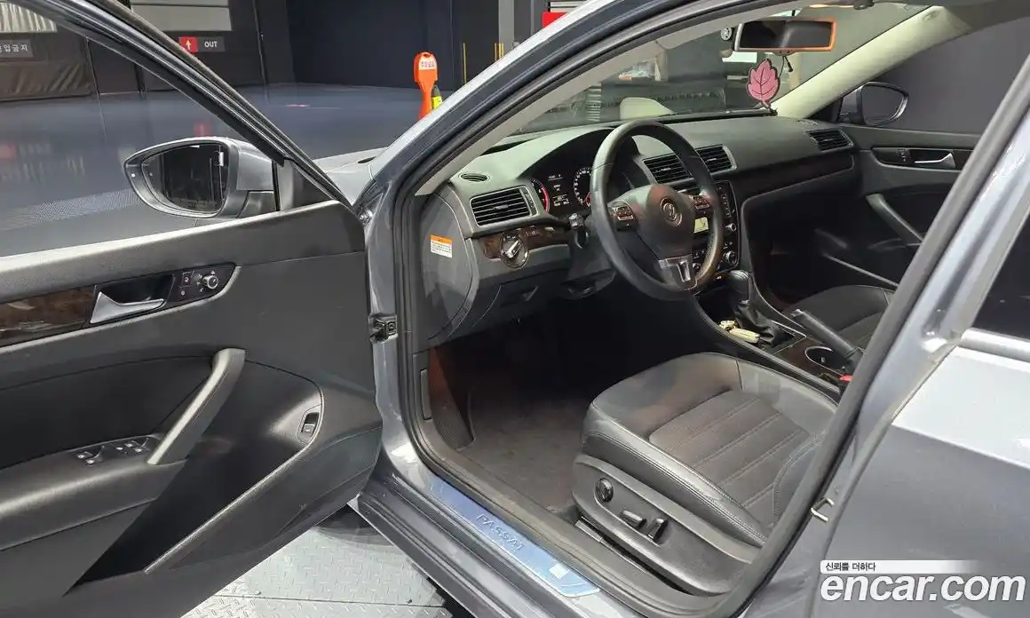 Volkswagen Passat 2014 1.8 Автомат в Москве № 185067, фото 8