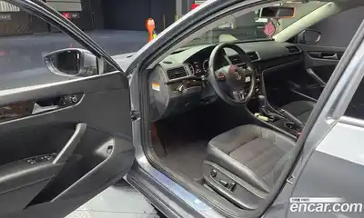 Volkswagen Passat 2014 1.8 Автомат в Москве № 185067, миниатюра 8