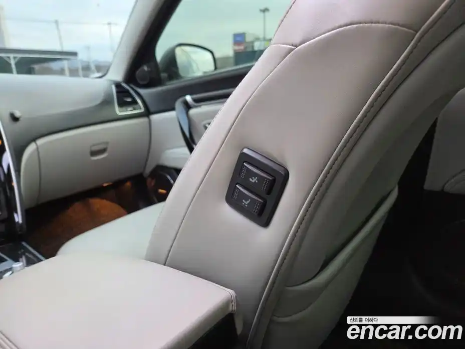 Renault SM7 2017 2.5 Автомат в Москве № 186421, фото 19