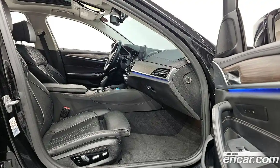 BMW 5-Series 2018 2.0 Автомат в Москве № 190425, фото 10